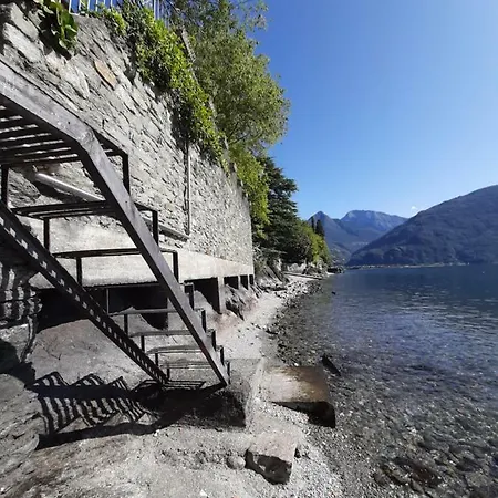 Del Pescatore Willa San Siro (Lombardy)